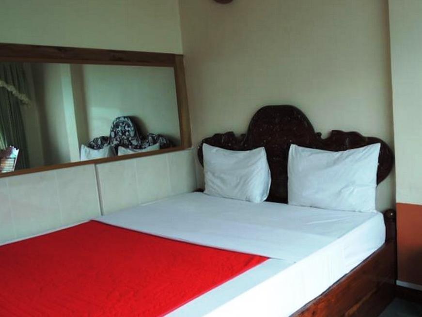 Hotel Thy Ny Battambang Zewnętrze zdjęcie