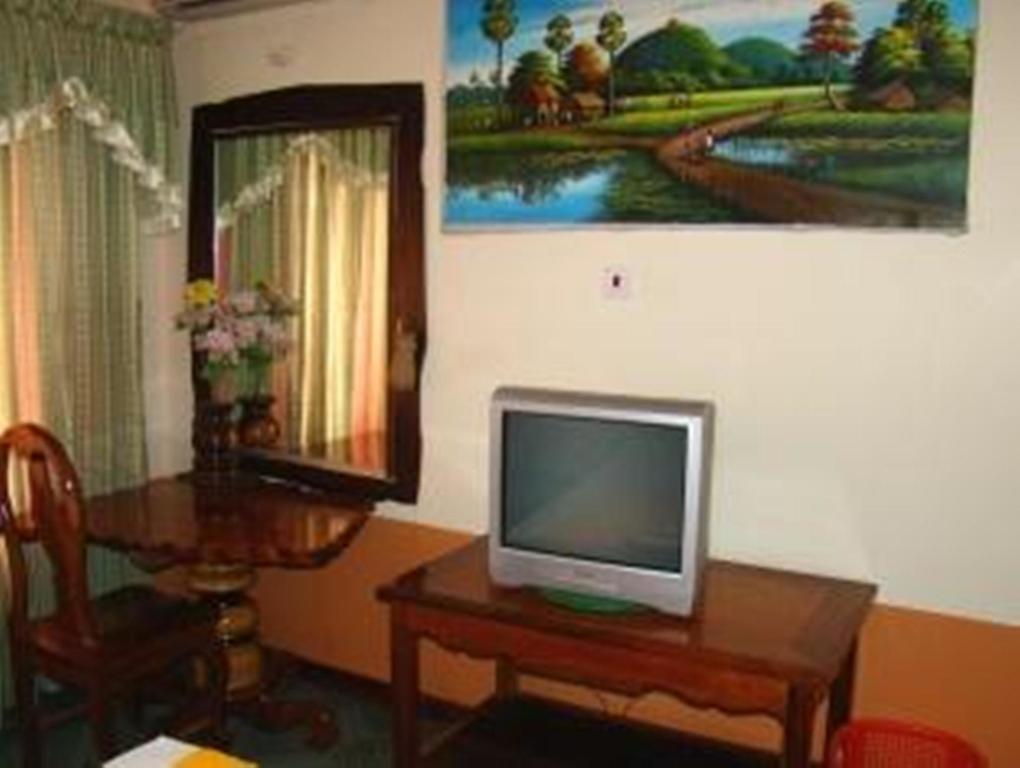 Hotel Thy Ny Battambang Zewnętrze zdjęcie